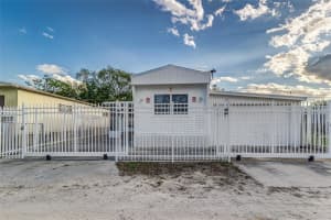 2935 ROSSI LANE, LAKELAND, FL 33801 Sold 03/21/25
