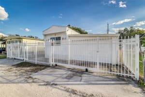2935 ROSSI LANE, LAKELAND, FL 33801 Sold 03/21/25