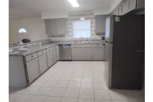 406 FOX LAKE DRIVE, LAKELAND, FL 33809 - MLS#MFRL4950890