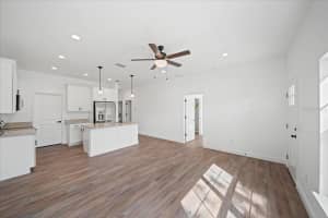 2161 MAPLE HILL COURT, LAKELAND, FL 33811 Sold 08/28/25