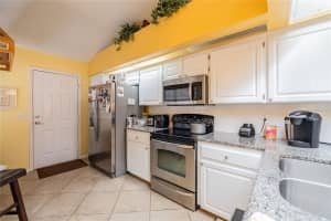 3216 STONEWATER COURT, LAKELAND, FL 33803 Sold 04/15/25