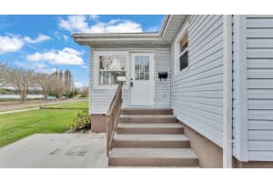 827 SIKES BOULEVARD, LAKELAND, FL 33815 Sold 07/03/25