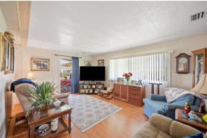 1610 REYNOLDS ROAD, LAKELAND, FL 33801 Sold 05/01/25