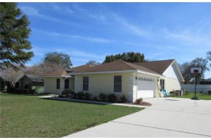 2417 HIGHLANDS VUE PARKWAY, LAKELAND, FL 33812 Sold 04/16/25