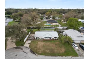 5716 Gibson Shores Dr, LAKELAND