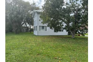 117 TREMONT DRIVE, WINTER HAVEN, FL 33884 Sold 06/13/25