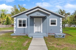 1925 N Combee Rd, LAKELAND