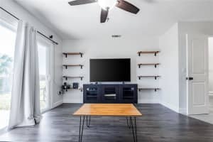 1100 LOWRY AVENUE, LAKELAND, FL 33801 Sold 08/28/25