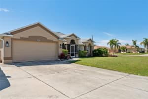 604 31ST TERRACE, CAPE CORAL, FL 33904 - MLS#MFRL4951152