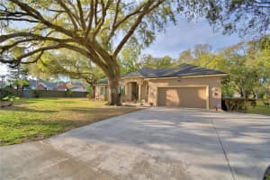 1 LAKE ELOISE LANE, WINTER HAVEN, FL 33884 - MLS#MFRL4951160