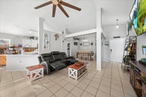 404 EMERALD COVE LOOP, LAKELAND, FL 33813 Sold 05/06/25