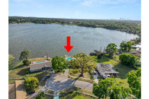 5104 SAINT CHARLES PLACE, TAMPA, FL 33610 Sold 07/29/25