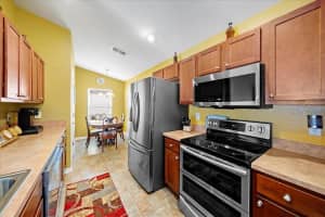 3137 WINCHESTER ESTATES LOOP, LAKELAND, FL 33810 Sold 07/28/25