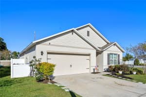 301 ST GEORGES CIRCLE, EAGLE LAKE, FL 33839 Sold 08/18/25