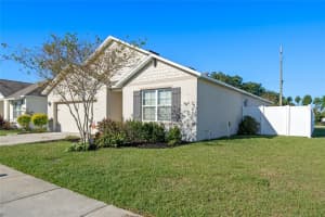 301 ST GEORGES CIRCLE, EAGLE LAKE, FL 33839 Sold 08/18/25