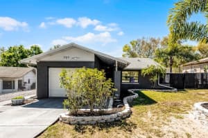 707 GREENBROUGH DRIVE, LAKE WALES, FL 33853 Sold 04/18/25
