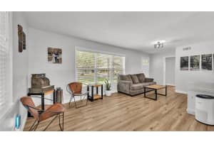 1619 SALESBERRY STREET, LAKELAND, FL 33803 Sold 04/28/25