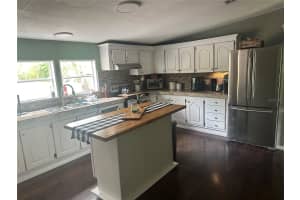9668 OLD EVERGREEN TRAIL, LAKELAND, FL 33809 Sold 04/24/25