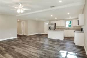 5216 ROLLINGDALE COURT, LAKELAND, FL 33810 Sold 08/14/25