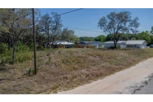 2556 JOHNSON ROAD, AVON PARK, FL 33825 - MLS#MFRL4951505