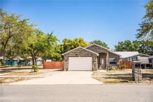 627 GARY ROAD, LAKELAND, FL 33801 Sold 05/01/25