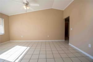 404 RED HAWK LOOP, WINTER HAVEN, FL 33880 Sold 05/01/25