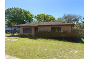 460 W Pierce St, LAKE ALFRED