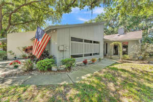 6725 TRAIL RIDGE DRIVE, LAKELAND, FL 33813 Sold 04/30/25