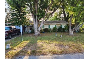 232 26TH STREET, WINTER HAVEN, FL 33880 Sold 04/10/25