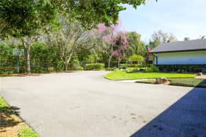 1904 DEL CREST PLACE, LAKELAND, FL 33803 Sold 06/24/25