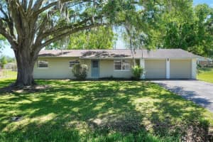 6070 Hilltop Ln E, LAKELAND