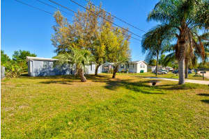 4889 CAMBRIDGE DRIVE, MIMS, FL 32754 - MLS#MFRL4951740