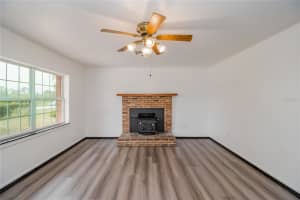 20595 SE HIGHWAY 42, UMATILLA, FL 32784 Sold 05/28/25