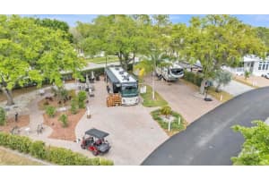 16325 CHERRY TREE COURT, CLERMONT, FL 34714 Sold 04/28/25