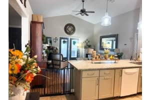 811 HERON PLACE, WINTER HAVEN, FL 33884 - MLS#MFRL4951777