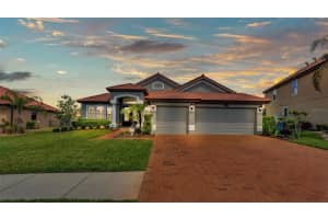 1983 VIA LAGO DRIVE, LAKELAND, FL 33810 Sold 07/07/25