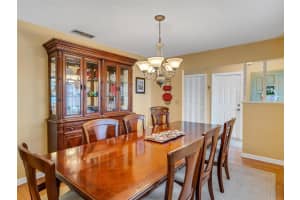 2013 HIGH GLEN COURT, LAKELAND, FL 33813 Sold 05/29/25