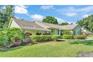 4765 HIGHLANDS PLACE CIRCLE, LAKELAND, FL 33813 Sold 05/30/25