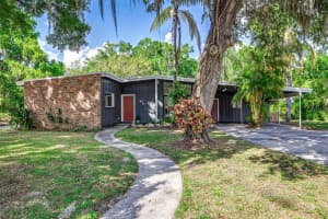 1604 SYLVESTER ROAD, LAKELAND, FL 33803 Sold 08/12/25