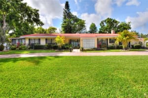 1407 Easton Dr, LAKELAND