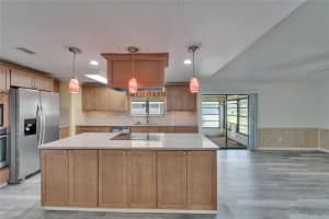 5015 FOX CLIFF DRIVE, LAKELAND, FL 33810 - MLS#MFRL4951956