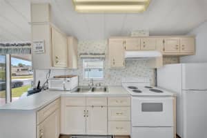 2511 LIMEWOOD AVENUE, CLERMONT, FL 34714 - MLS#MFRL4951977