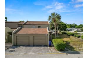 2500 21ST STREET, WINTER HAVEN, FL 33881 - MLS#MFRL4952005