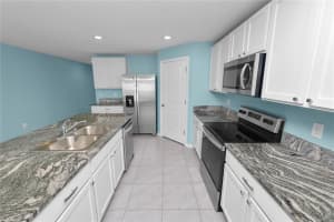 8009 SAIL CLOVER LANE, ZEPHYRHILLS, FL 33540 - MLS#MFRL4952038