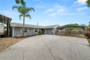 326 GREENWOODS LANE, LAKELAND, FL 33813 Sold 05/15/25