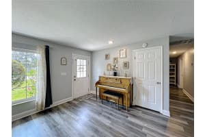 1107 ENCHANTED DRIVE, LAKELAND, FL 33801 Sold 05/16/25