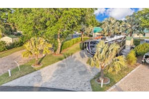 16353 CHERRY TREE COURT, CLERMONT, FL 34714 Sold 07/24/25