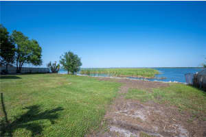 1502 EDGEWATER BEACH DRIVE, LAKELAND, FL 33805 - MLS#MFRL4952183