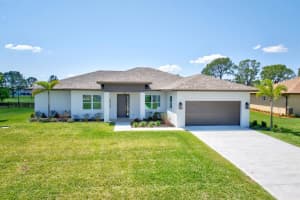 6416 Concord Dr, SEBRING