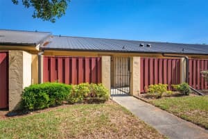 697 BROADMOOR CIRCLE, WINTER HAVEN, FL 33884 Sold 07/03/25